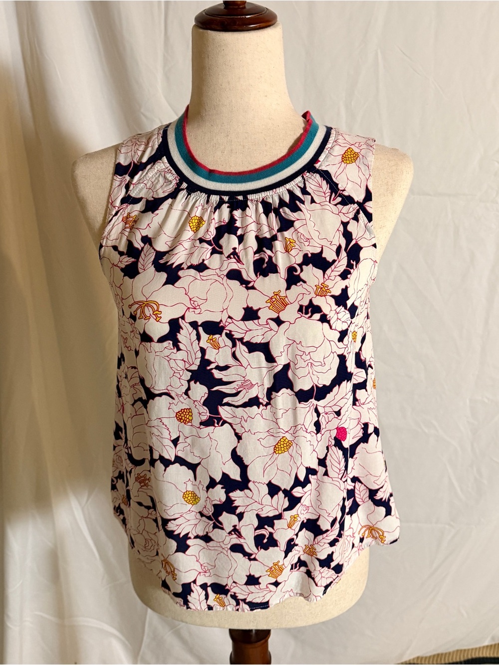 Anthropologie Maeve Floral Printed Sleeveless Shell Top - Navy & Pink XSP